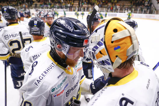 s Marcus Davidsson och Filip Larsson jublar