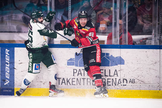 Färjestads Martin Johansson och Luleås Joonas Rask