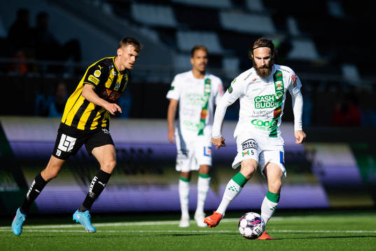 Häckens Oscar Uddenäs och Varbergs Oskar Sverrisson 