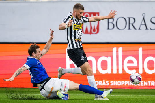 Norrbys Nicklas Savolainen och Landskronas Erik Pärsson