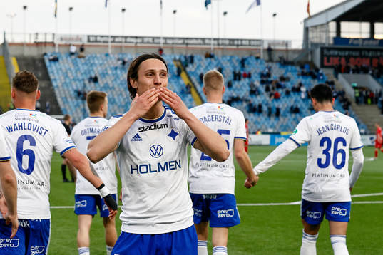 IFK Norrköpings Jonathan Levi jublar