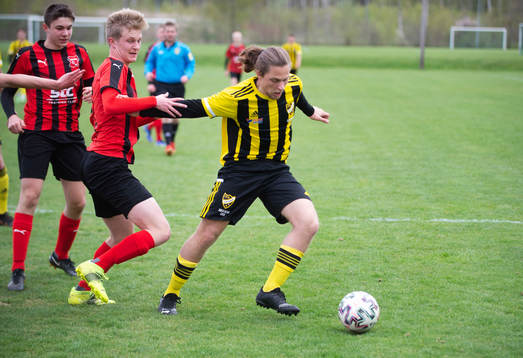 Bla gjennom flere bilder av Fotboll, U19 (U17) IFK Hässleholm - Eslövs BK