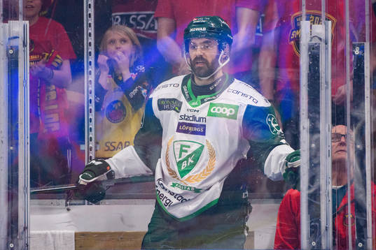 Färjestads Martin Johansson reagerar i utvisningsbåset