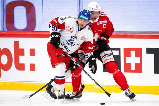 Dominik Simon of Czech Republic and Michael Fora of