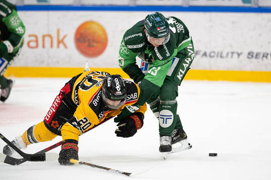 Luleås Jack Connolly och Färjestads Albert Johansson