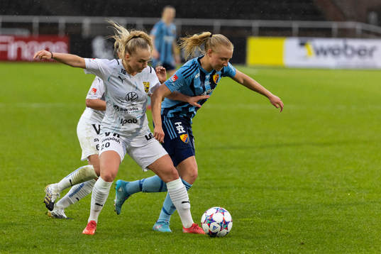 Djurgårdens Stinalisa Johansson och Umeås Villemo