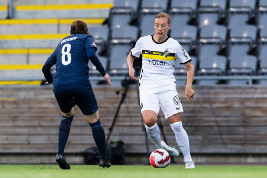 s Jenny Danielsson utmanar Eskilstunas Linn Vickius