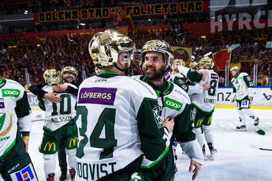 Färjestads Martin Johansson jublar