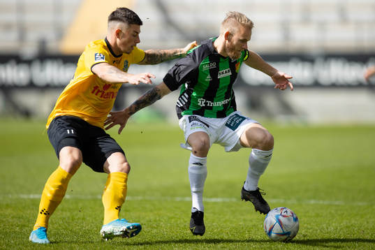 Lunds Felix Konstandeliasz och GAIS Niklas Andersen