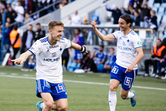 IFK Norrköpings Jacob Ortmark och Jonathan Levi jublar