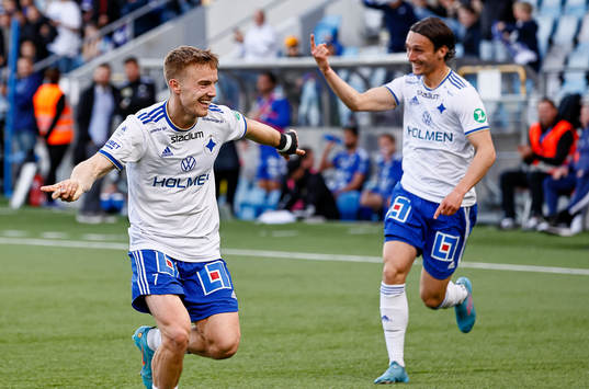 IFK Norrköpings Jacob Ortmark och Jonathan Levi jublar