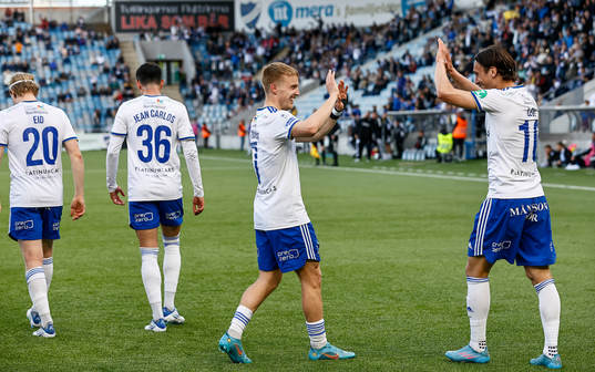 IFK Norrköpings Jacob Ortmark och Jonathan Levi jublar