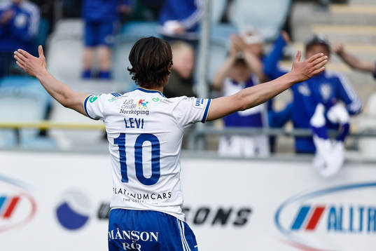 IFK Norrköpings Jonathan Levi jublar