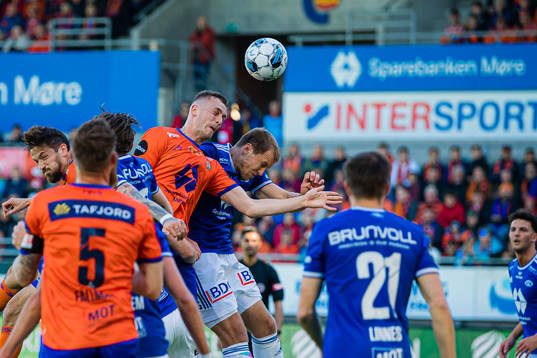 Besim Serbecic of Aalesund and Martin Bjørnbak of Molde