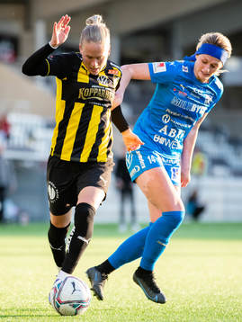 Häckens Filippa Curmark och Kalmars Alyssa Mae Walker i