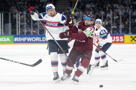 Mats Rosseli Olsen of Norway and Deniss Smirnovs of Latvia