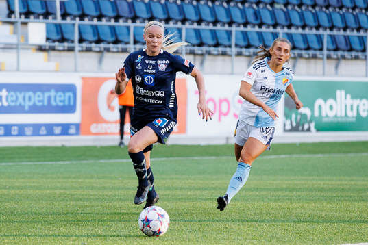 Linköpings Stina Lennartsson och Djurgårdens Kamilla