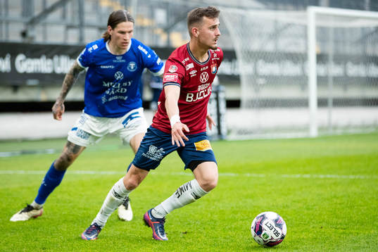 Trelleborgs Isak Jönsson och Örgrytes Ajdin Zeljkovic