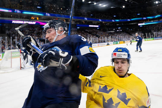 Niklas Friman of Finland and Nils Åman of Sweden