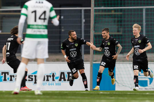 Jönköpings Adrian Edqvist jublar