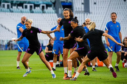 Maria Pilar Leon and Ingrid Syrstad Engen of Barcelona