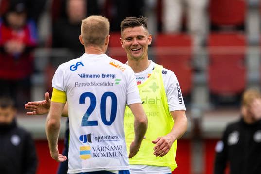 Värnamos Freddy Winsth och Marcus Antonsson jublar