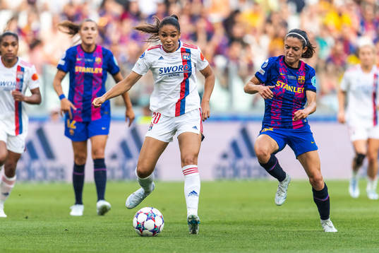 Delphine Cascarino of Lyon and Maria Pilar Leon of Barcelona