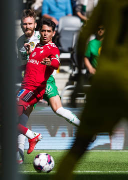 Hammarbys Simon Sandberg och IFK Norrköpings Jean Carlos De Brito