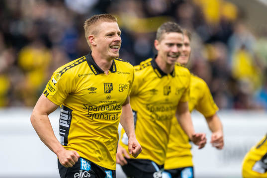 Elfsborgs Per Frick jublar