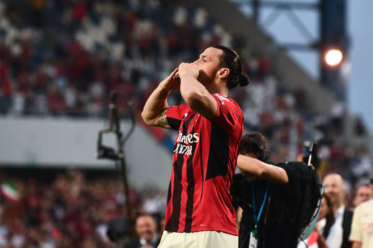 Zlatan Ibrahimovic of Milan celebrates