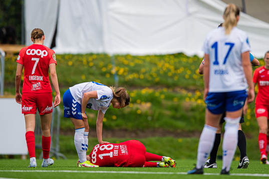 Nora Eide Lie of Brann in pain