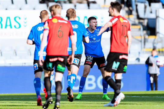 Halmstads Samuel Kroon jublar efter 1-0