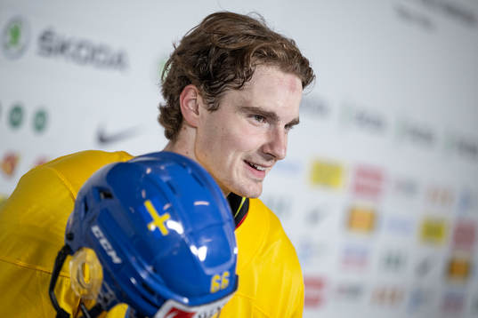 Nils Åman of Sweden