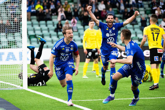 Sundsvalls Daniel Stensson jublar