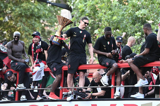 Zlatan Ibrahimovic of Milan celebrates