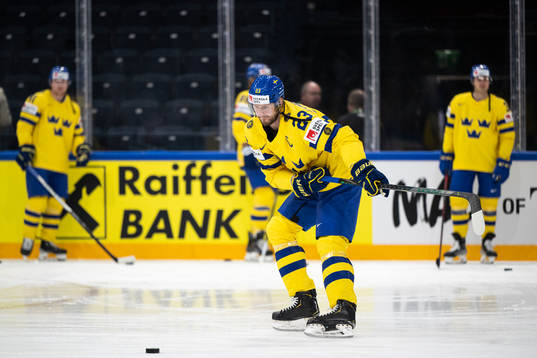 Oliver Ekman Larsson of Sweden
