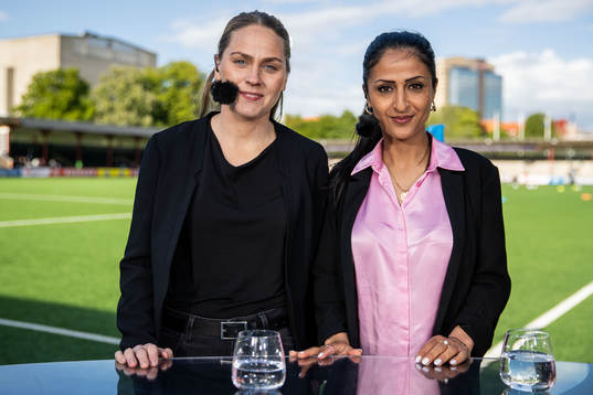 SVT sports experter Lisa Dahlkvist och Nazanin Vaseghpanah