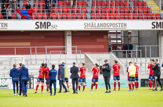 Östers spelare tackar fansen