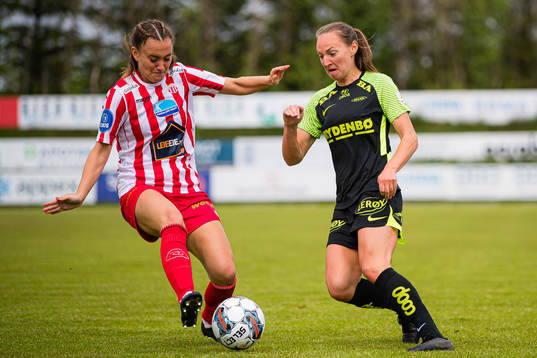 Selma Løvås of Avaldnes and Marit Bratberg Lund of Brann