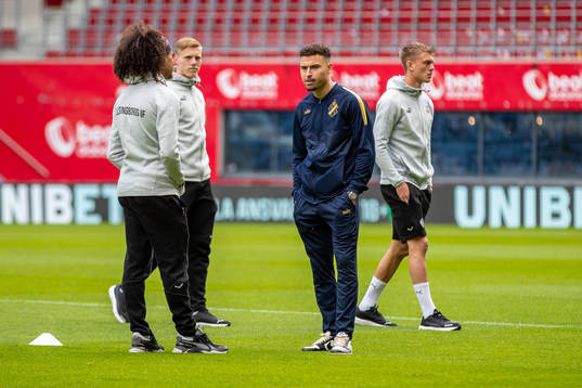 s Jordan Larsson inför fotbollsmatchen i Allsvenskan mellan Helsingborg och AIK den 29 maj 2022 i Helsingborg. 