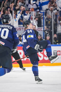 Mikael Granlund of Finland celebrates