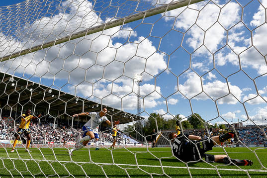 IFK Norrköpings Lucas Lima jublar