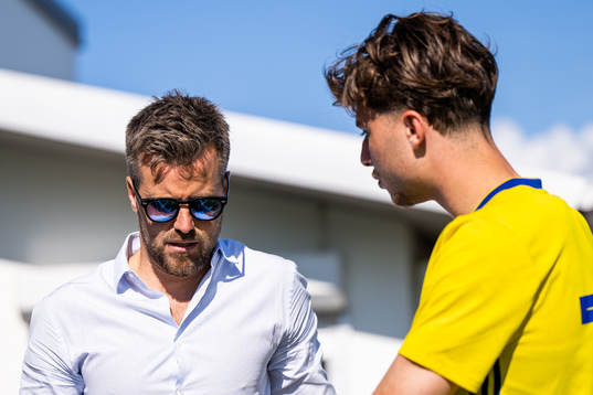 Pontus Farnerud med sonen Sveriges Colin Farnerud
