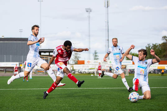 Sandvikens John Junior Igbarumah