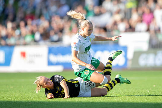 s Agnes Nyberg och Hammarbys Emma Jansson