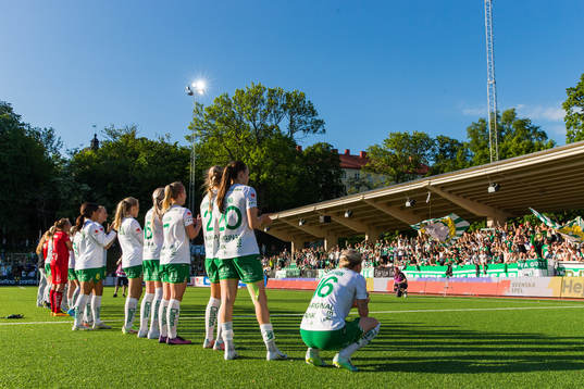 Hammarbys spelare tackar publiken