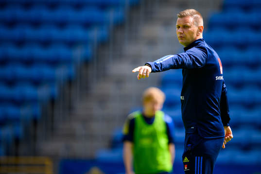 Head coach Andreas Pettersson