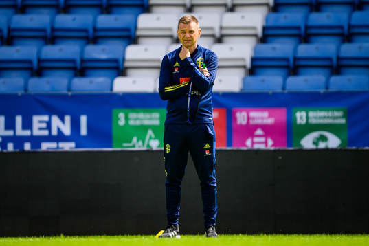 Head coach Andreas Pettersson