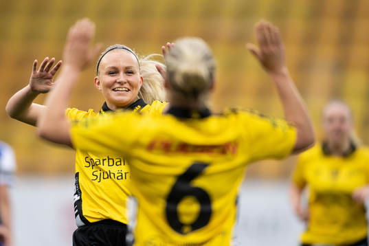 Elfsborgs Matilda Ståhlbom Karlsson jublar
