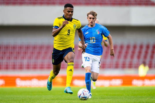 Amin Sarr of Sweden and Nicolo Rovella of Italy